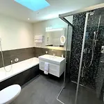 Penthouse Alps Scenic Views And Concierge By Swisshut * Інтерлакен