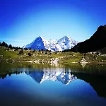Будинок відпочинку Penthouse Alps Scenic Views And Concierge By Swisshut *