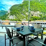 Penthouse Alps Scenic Views And Concierge By Swisshut Інтерлакен