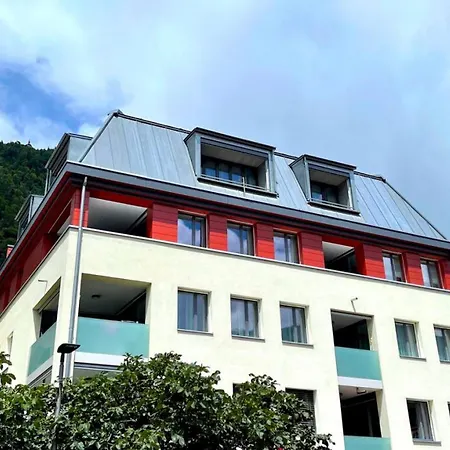 Swisshut Penthouse 10min West Station - Apart. Blume 2 度假居 因特拉肯